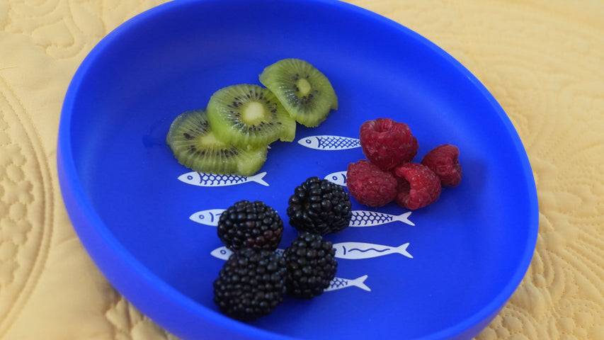 a ladydaidy plate with fruit